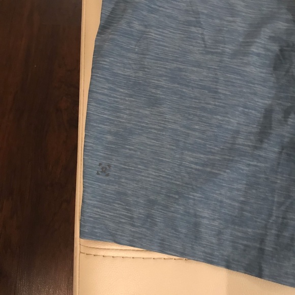 Lululemon Lined Men’s Shorts - Picture 5 of 6